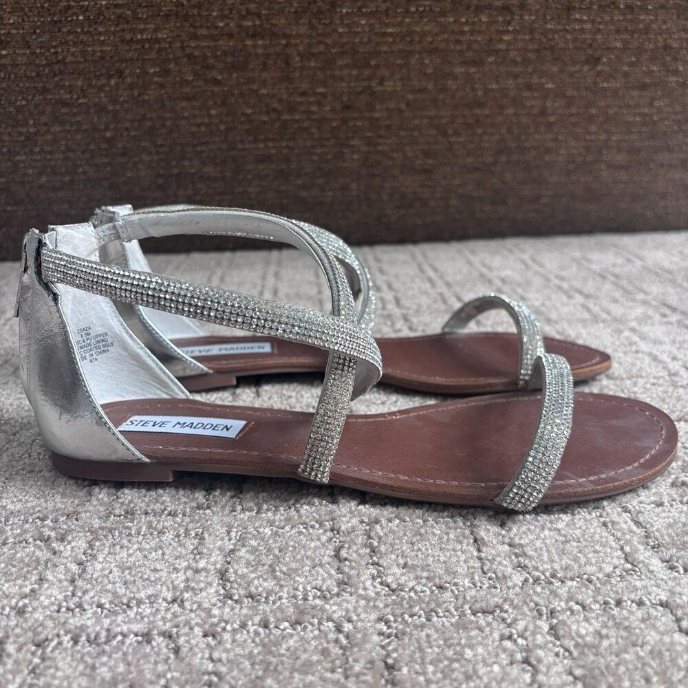Steve Madden Zsaza Rhinestones Flat Sandals Women's 8.5 Silver Strappy Bride